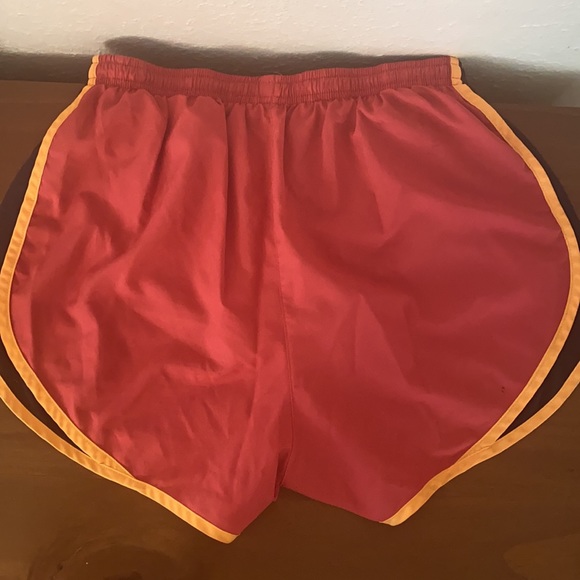 Nike running shorts - Picture 4 of 5